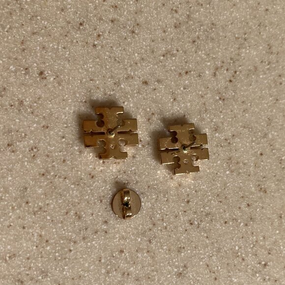 Tory Burch Iconic Logo Double T-Shape Stud Pierced Earrings - Picture 8 of 11
